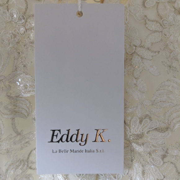Eddy K. Corsica Ivory wedding dress - size 4 - Picture 4 of 8